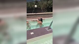 Anteprima Del Video: Milf Tettona Scopa Un Fortunato Ventenne