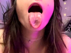 Webcam Fun Mature Brunette With Toys Cum On Cam
