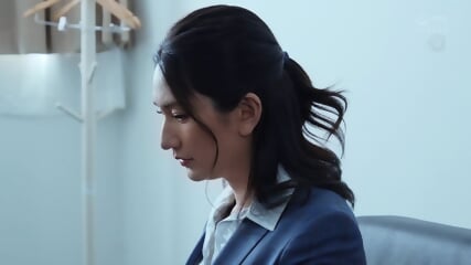 Married Secretary, Sweat And Kissing Filled With Creampie Sex In The President's Office   Rei Kimura