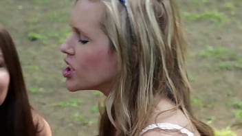 Sabrina Star, Sara Luvv, Serena Blair Sexy Lezzie Threesome On A Blanket